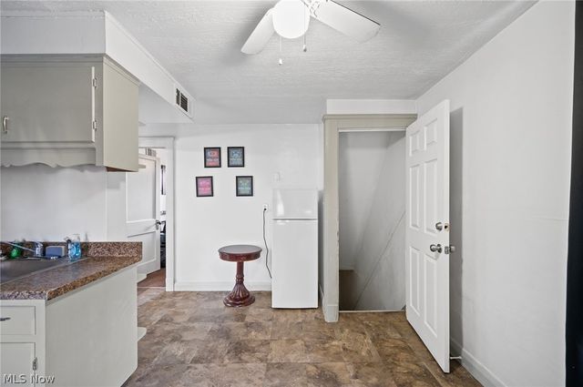 9519 Preston Avenue UP, Cleveland, OH 44102