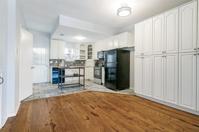 208 Samuel Boulevard 3N, Coppell, TX 75019