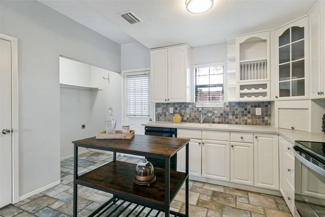 208 Samuel Boulevard 3N, Coppell, TX 75019