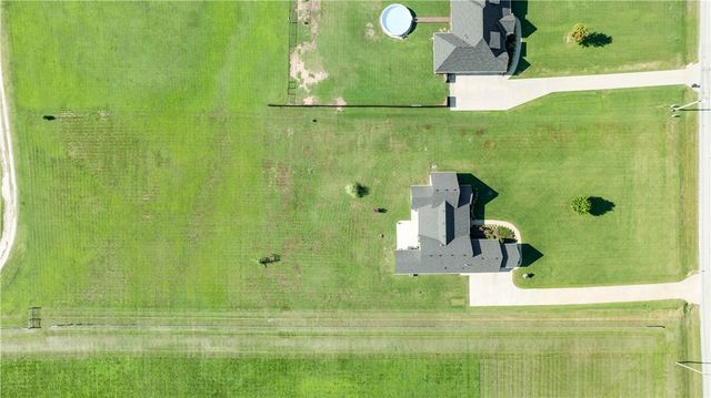 11985 Viney Grove Road, Prairie Grove, AR 72753