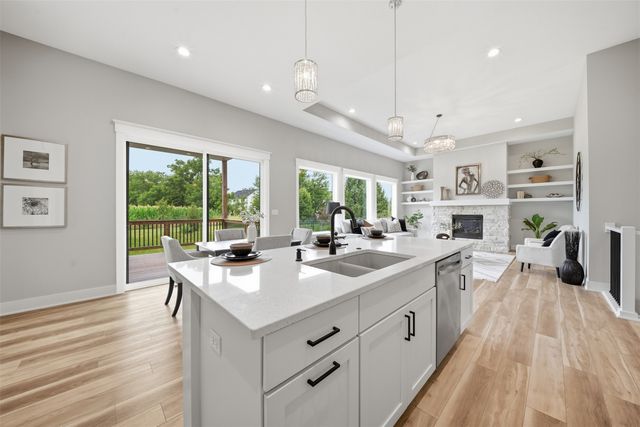 780 NE Badger Lane, Waukee, IA 50263
