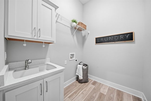 780 NE Badger Lane, Waukee, IA 50263