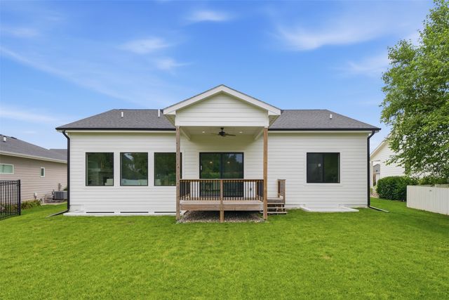 780 NE Badger Lane, Waukee, IA 50263