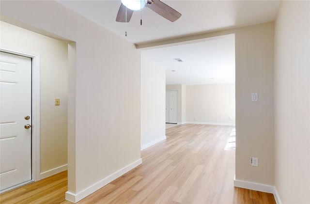 2105 N Red Cedar Circle, The Woodlands, TX 77380