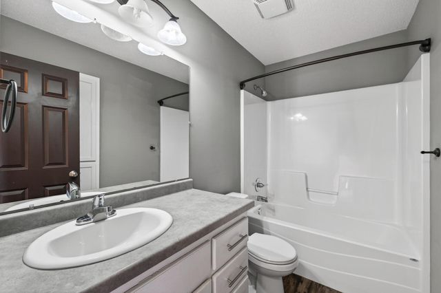 20790 Durant Street NE, East Bethel, MN 55011