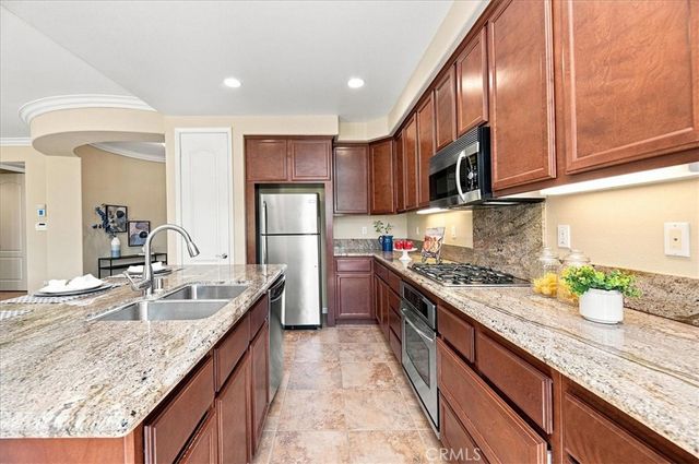8879 Cuyamaca, Corona, CA 92883