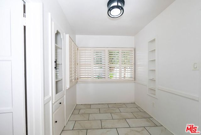 3986 Hepburn Avenue, Los Angeles, CA 90008