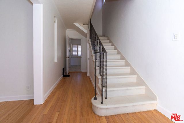 3986 Hepburn Avenue, Los Angeles, CA 90008