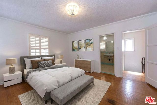 3986 Hepburn Avenue, Los Angeles, CA 90008