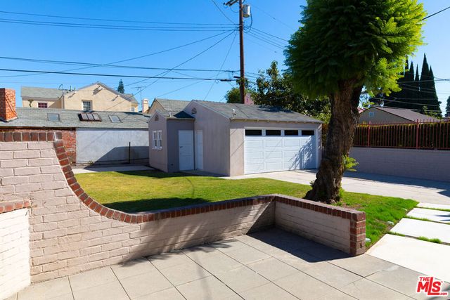 3986 Hepburn Avenue, Los Angeles, CA 90008