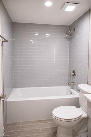 16341 Dublin CIR 105, Fort Myers, FL 33908