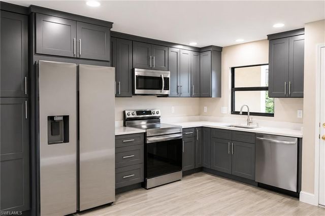 16341 Dublin CIR 105, Fort Myers, FL 33908