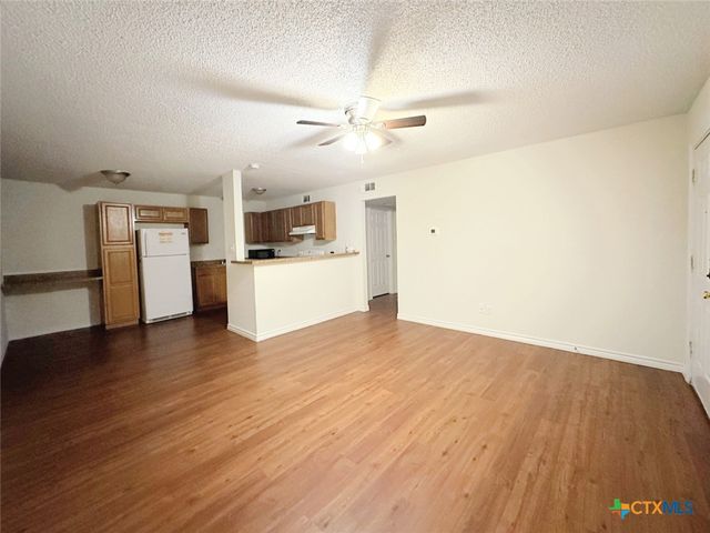 20115 San Marcos Highway 2B, San Marcos, TX 78666