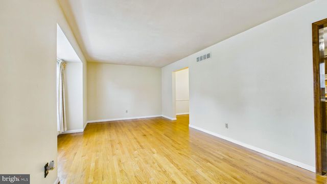 576 CRAWFORD AVE, Dover, DE 19901