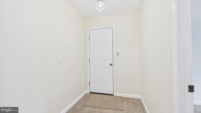 576 CRAWFORD AVE, Dover, DE 19901