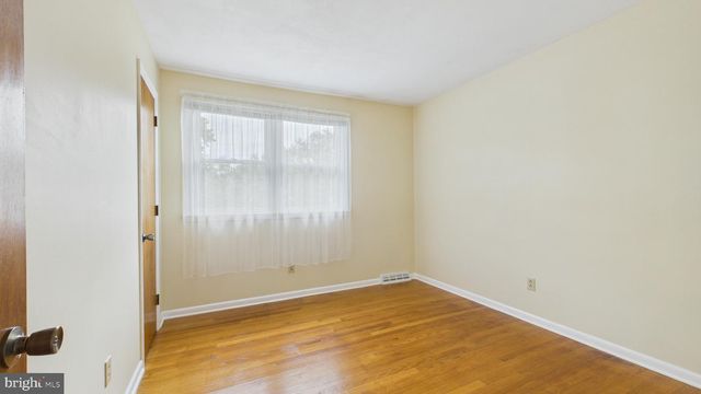 576 CRAWFORD AVE, Dover, DE 19901