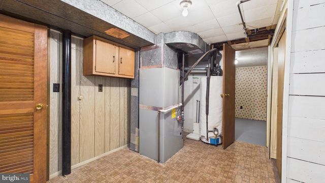 576 CRAWFORD AVE, Dover, DE 19901