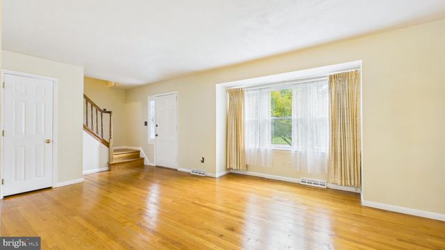 576 CRAWFORD AVE, Dover, DE 19901