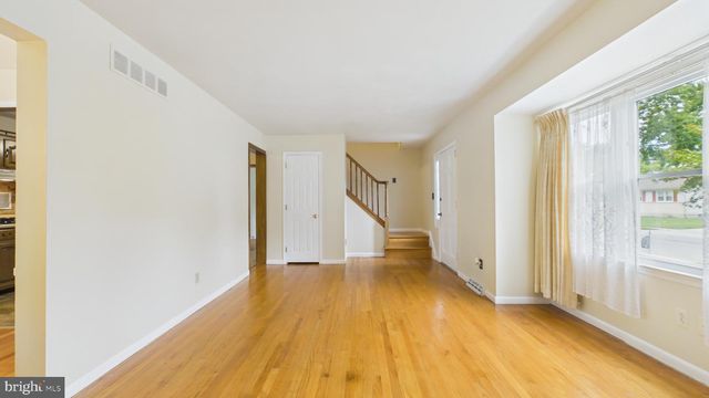 576 CRAWFORD AVE, Dover, DE 19901