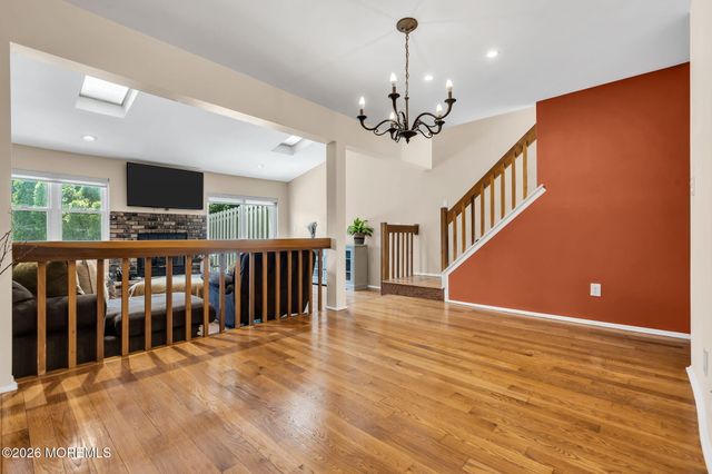 252 Longwood Drive 25-2, Manalapan, NJ 07726