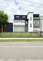 4260 Rosewood Avenue, Dallas, TX 75219