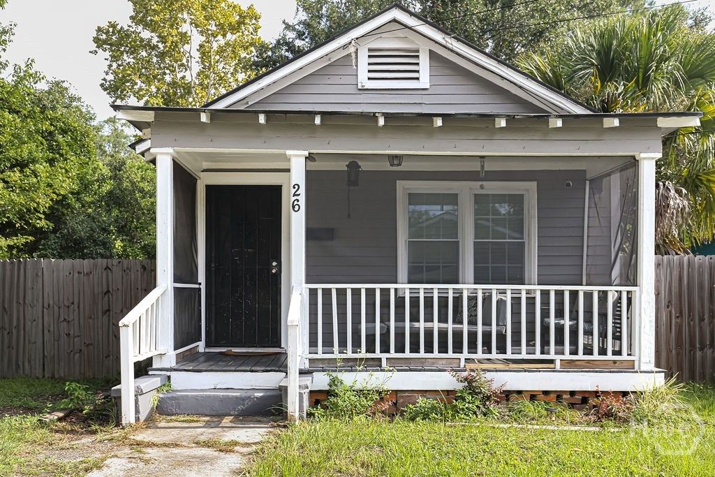Image 1 of property listing at 26 W 54th Street, Savannah, GA 31405