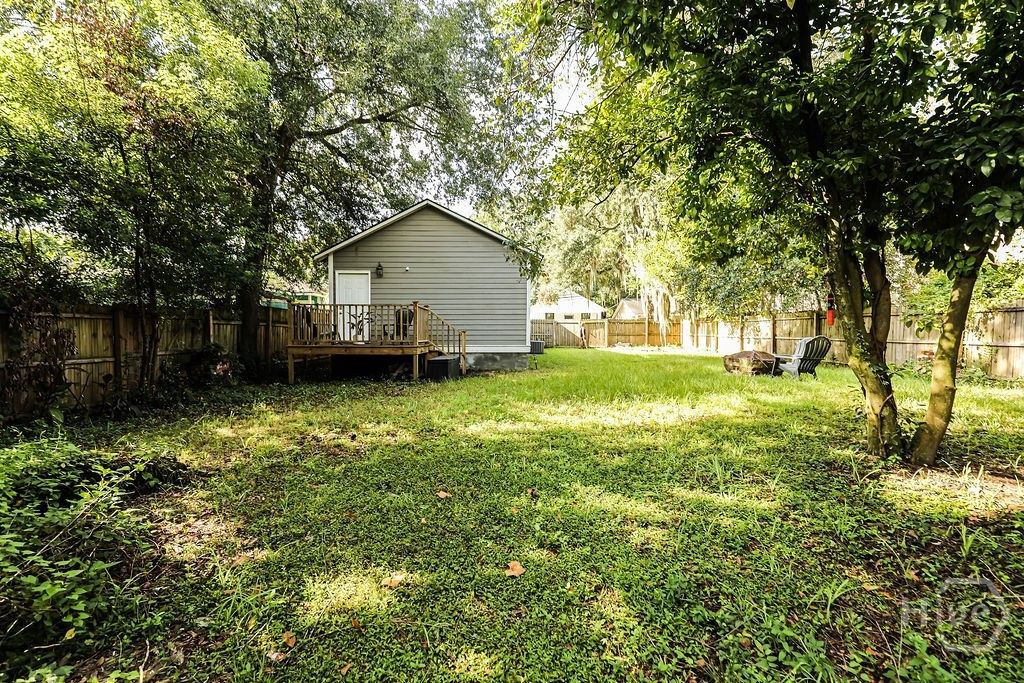 Image 32 of property listing at 26 W 54th Street, Savannah, GA 31405