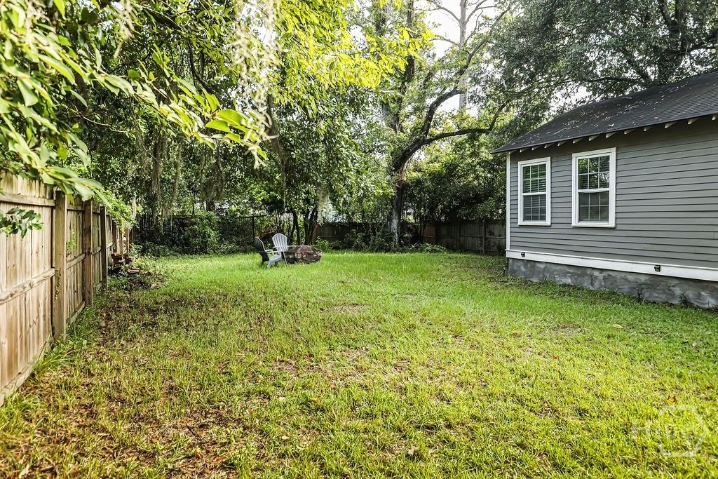 Image 40 of property listing at 26 W 54th Street, Savannah, GA 31405