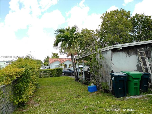 11412 SW 41st St, Miami, FL 33165