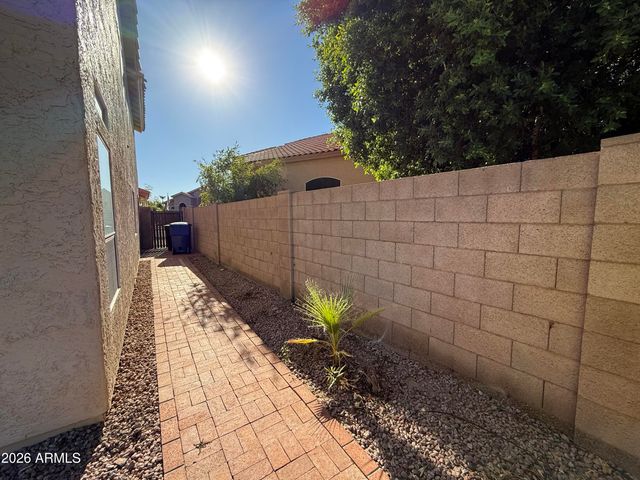 1253 N SPIRE Court, Chandler, AZ 85224
