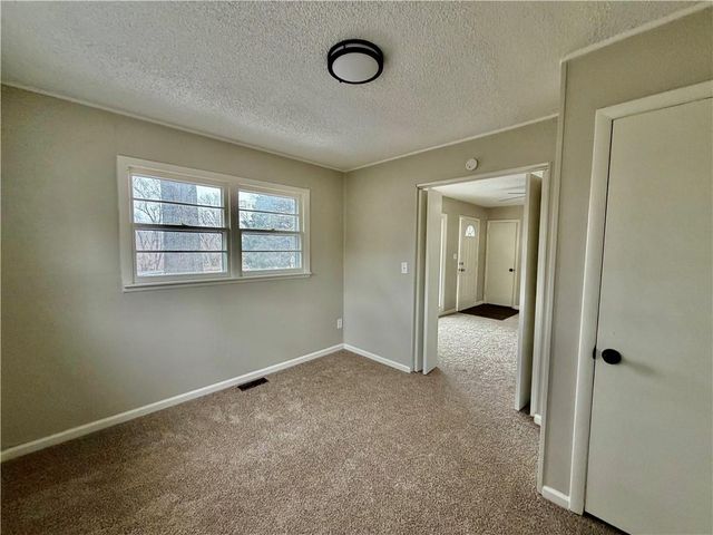 223 E Bannister Road, Kansas City, MO 64114