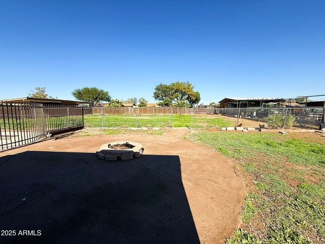 6218 W MARCONI Avenue, Glendale, AZ 85306