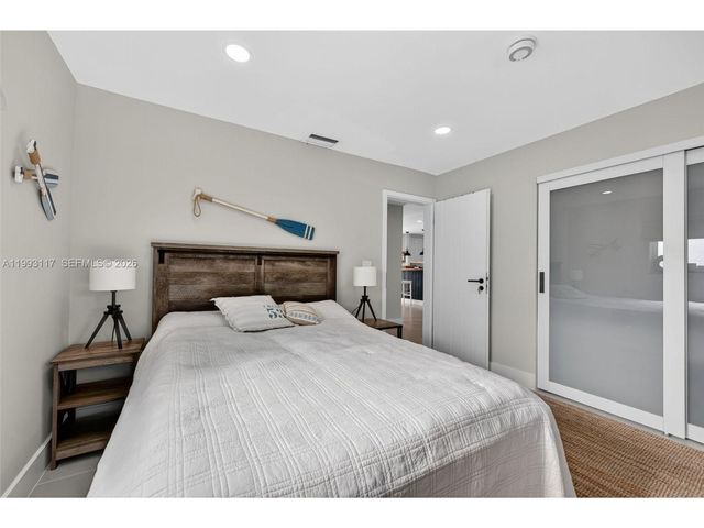 426 SE 3rd St, Dania Beach, FL 33004