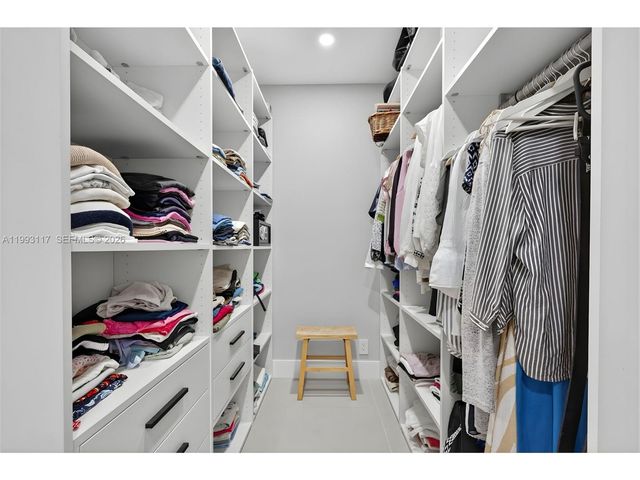 426 SE 3rd St, Dania Beach, FL 33004