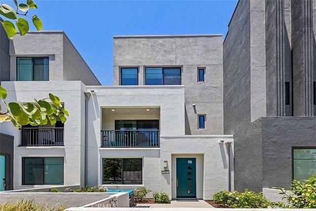 250 Novel, Irvine, CA 92618