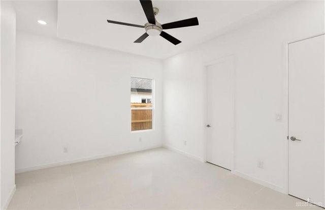 1912 E Ridgeway Circle, Edinburg, TX 78542