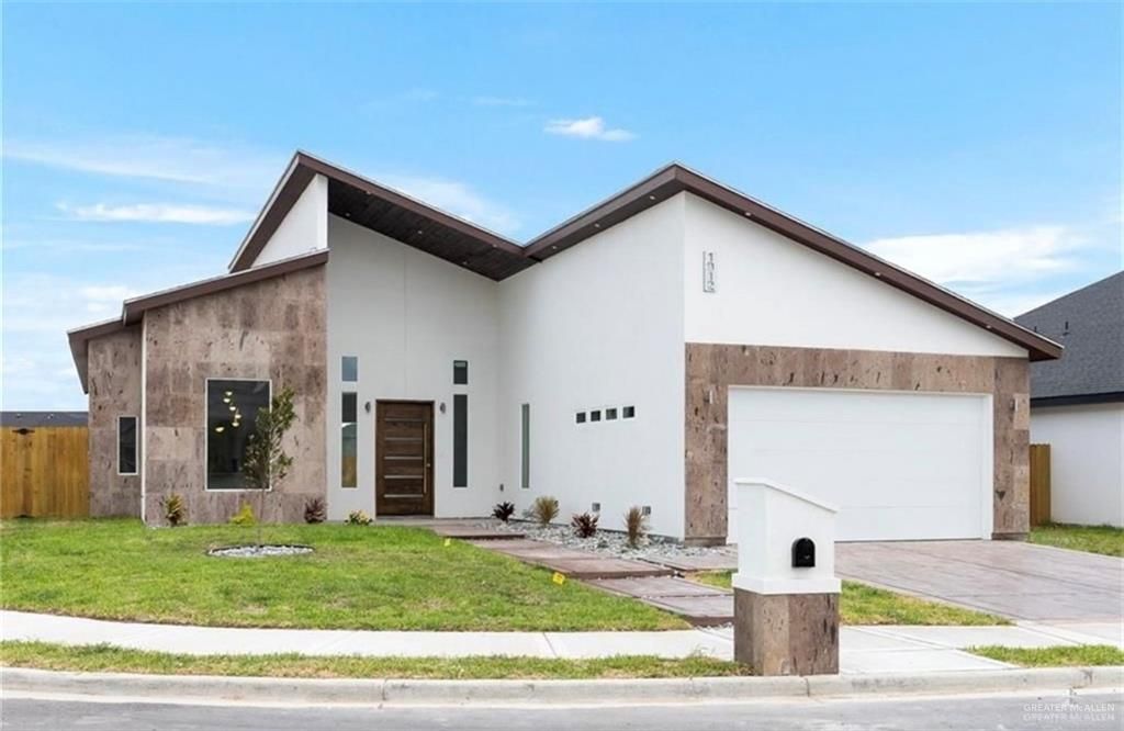 1912 E Ridgeway Circle, Edinburg, TX 78542