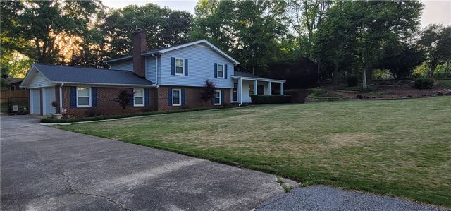 2803 Woodridge Drive, Anderson, SC 29621