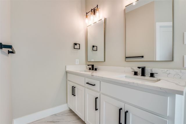 706 Perry Avenue, Waxahachie, TX 75165