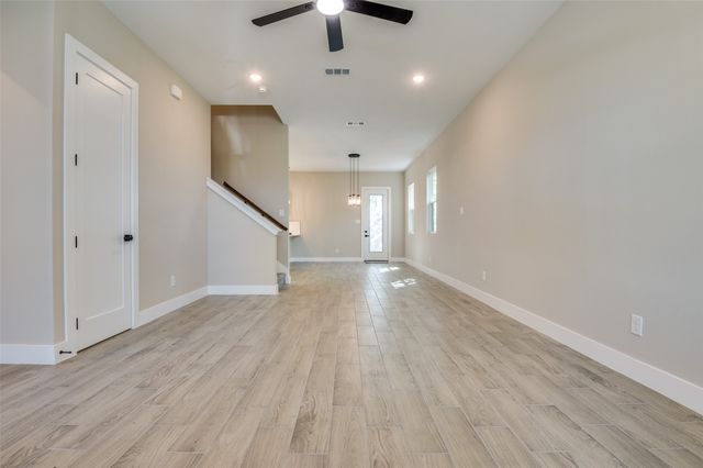 706 Perry Avenue, Waxahachie, TX 75165