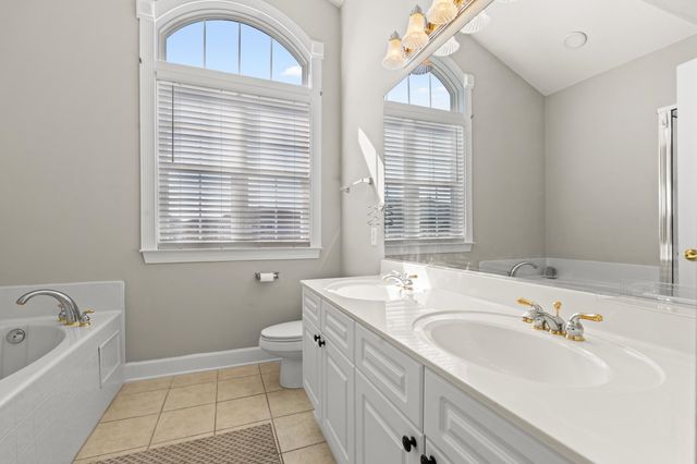 2241 Waterview Dr Apt 136, North Myrtle Beach, SC 29582