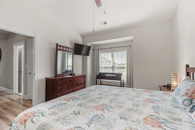 2241 Waterview Dr Apt 136, North Myrtle Beach, SC 29582