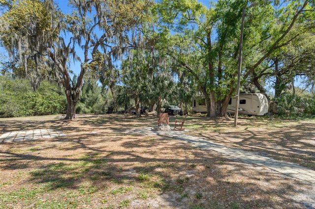 502 3RD AVENUE SE, Ruskin, FL 33570