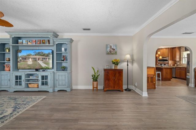 502 3RD AVENUE SE, Ruskin, FL 33570