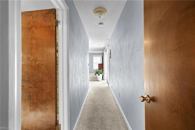 2608 E Lake DR, Virginia Beach, VA 23454