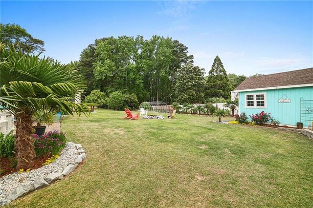 2608 E Lake DR, Virginia Beach, VA 23454