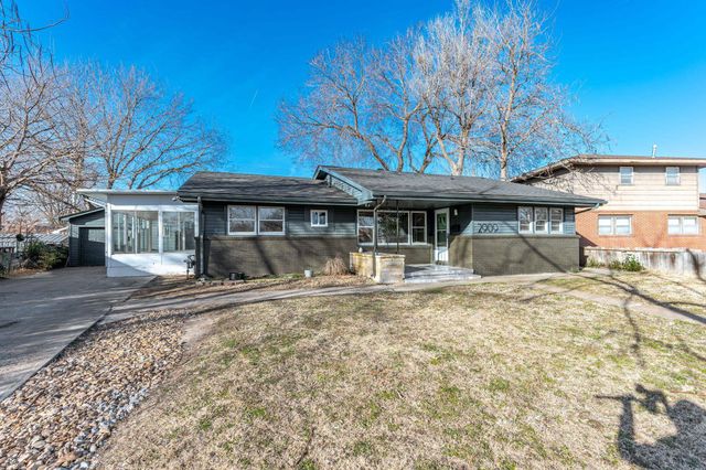 2909 S Martinson, Wichita, KS 67217