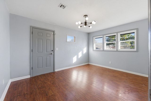 2909 S Martinson, Wichita, KS 67217