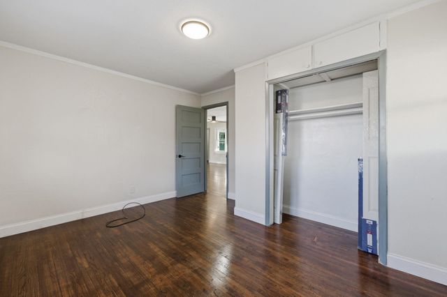 2909 S Martinson, Wichita, KS 67217