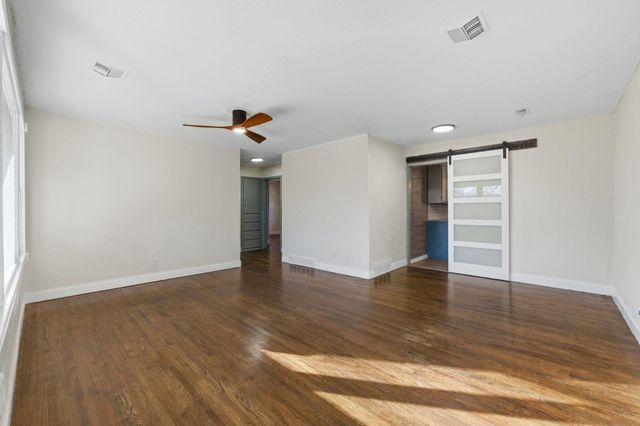 2909 S Martinson, Wichita, KS 67217